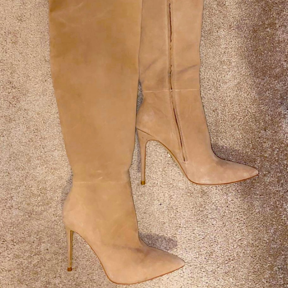 House of CB EXTRAORDINAIRE TAN SUEDE THIGH BOOTS
